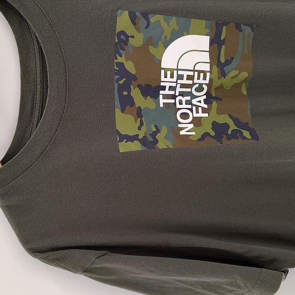 The North Face Camo Mens Size XXL pullover T-Shirt short sleeve green - Picture 2 of 6